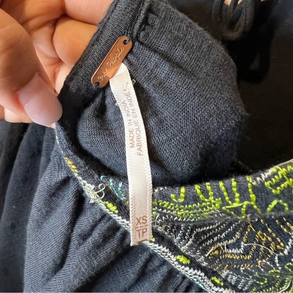 Free People Tunic Embroidered Top Size XS - Picture 4 of 8